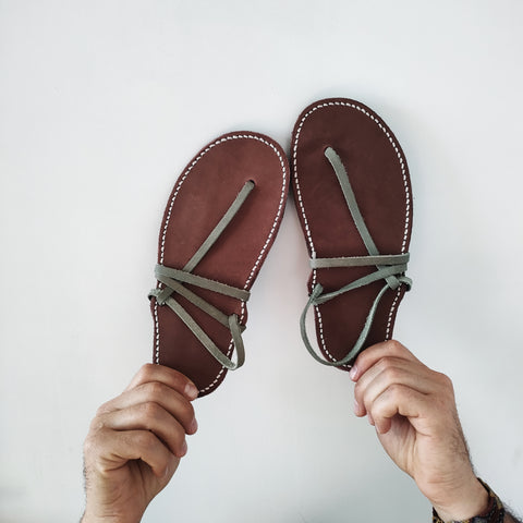CAFÉ ULTRA FINA - Barefoot Sandals -